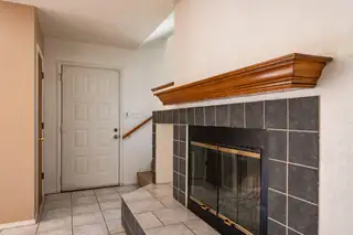 2900 Vista Del Rey NE UNIT 25B Living Room