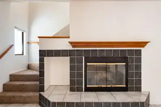 2900 Vista Del Rey NE UNIT 25B Fireplace