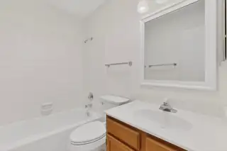 5004 Edwards Drive NE 