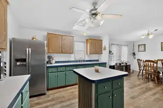 28 Community Road 