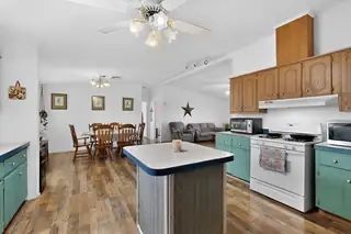 28 Community Road 