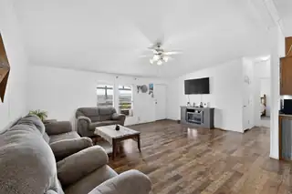 28 Community Road 