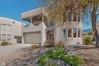 12701 Sunset Ridge Place NE 