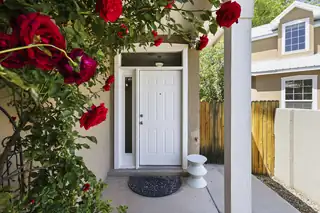 1535 Phoenix Avenue NW 