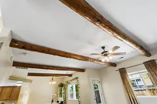 1535 Phoenix Avenue NW 