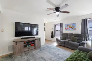 6147 Park South Place NW 