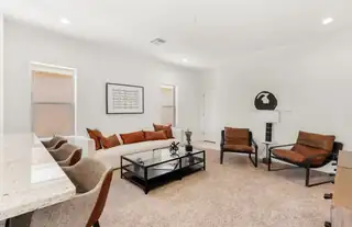 273 Spectrum Avenue SW 