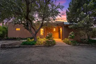 2824 Carlota Road NW, Albuquerque
