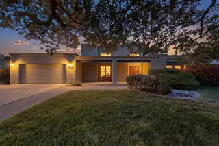 2308 Calle De Real NW 