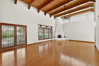 2308 Calle De Real NW 