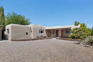 1601 Vassar Drive SE, Albuquerque 