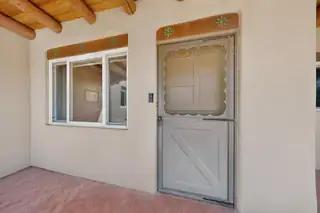 1601 Vassar Drive SE 