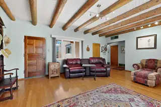 1601 Vassar Drive SE 