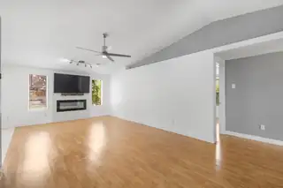 6117 Brahma Drive NW 