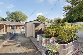 8724 Phoenix Avenue NE 