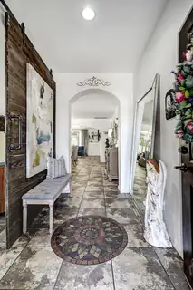 9515 Rock View Drive NW 