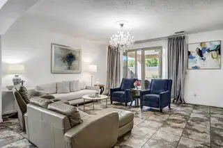 9515 Rock View Drive NW 