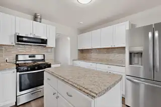 324 General Patch Street NE 