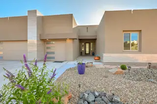 5825 Ridgeline Place NE 