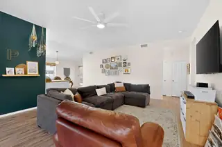 6215 Avenida Madrid NW 