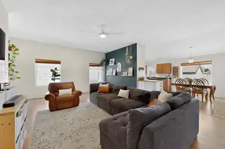 6215 Avenida Madrid NW 