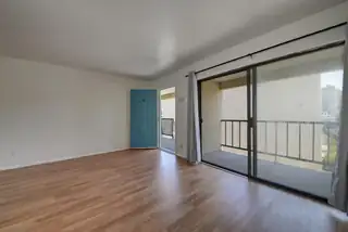 1025 Valencia Drive SE APT 10 