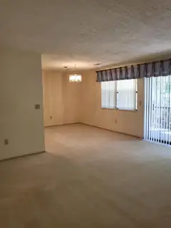 833 Country Club Drive SE APT 1E 