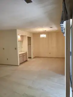 833 Country Club Drive SE APT 1E 