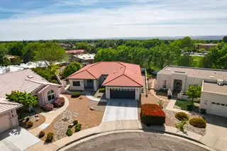 8600 New Hampton Road NE 