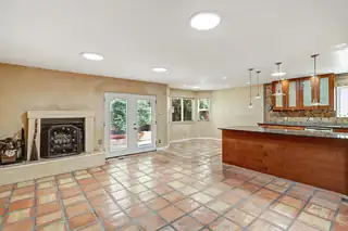 198 Monte Alto Place NE 