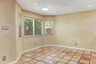 198 Monte Alto Place NE 