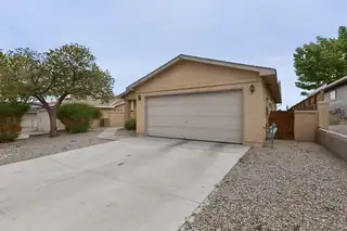 476 Medina Meadows Drive NE 