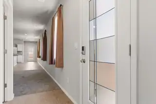 748 Amatista Loop SE 