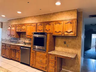 2512 Cutler Avenue NE 