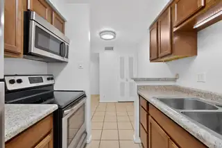 1601 Pennsylvania Street NE Z17 