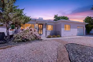 10117 Maya Court NE, Albuquerque