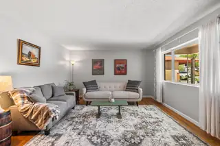 2717 Mesilla Street NE 