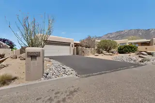 2770 Wolfberry Place NE 