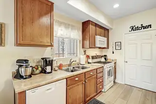 11032 Escensia Street NW 