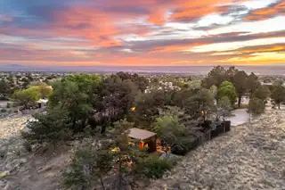 605 Cedar Hill Road NE 