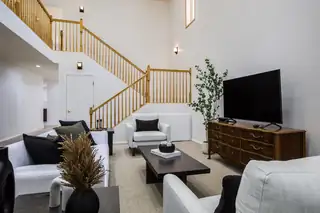 605 Cedar Hill Road NE 