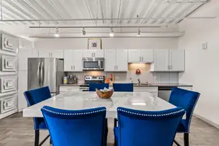 524 Central Avenue SW 407, Albuquerque