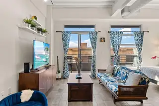 524 Central Avenue SW 407 