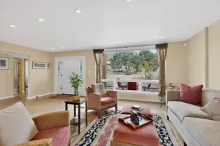 693 Black Hawk Drive NE 