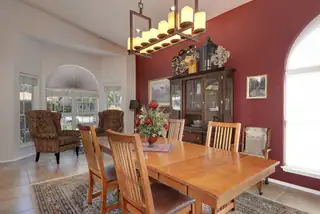 6929 Brandywine Loop NE 