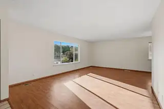 5313 Rawlings Road NE 