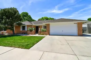 5309 Kings Row Street NE, Albuquerque