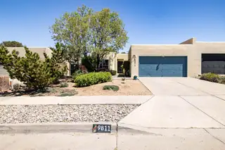 9811 Amigante Drive NE, Albuquerque