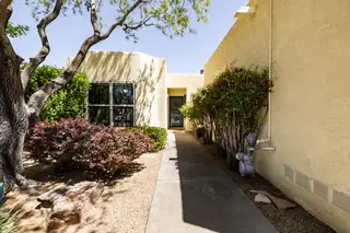 9811 Amigante Drive NE 