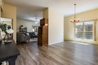 9811 Amigante Drive NE 